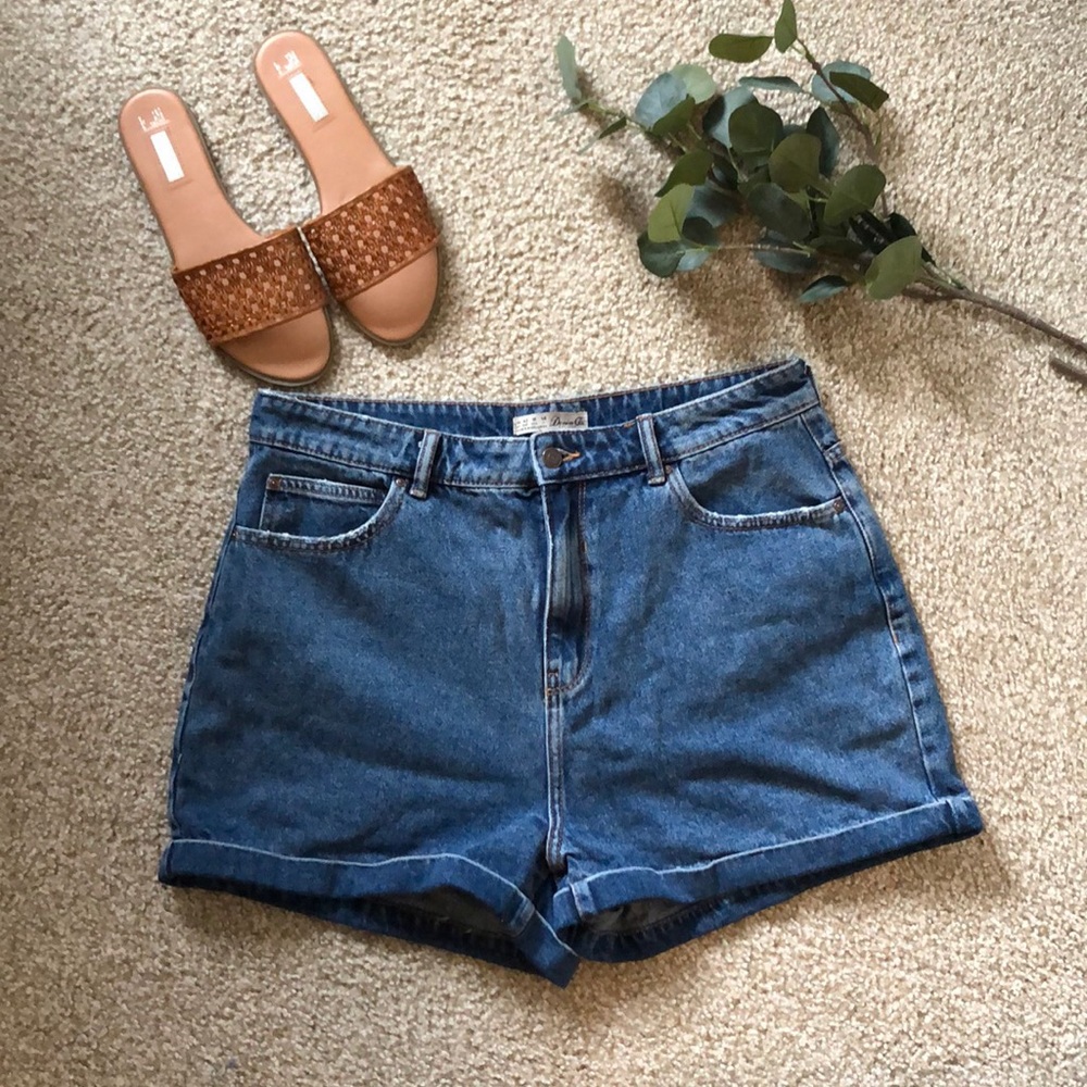 High Waist Mom Short